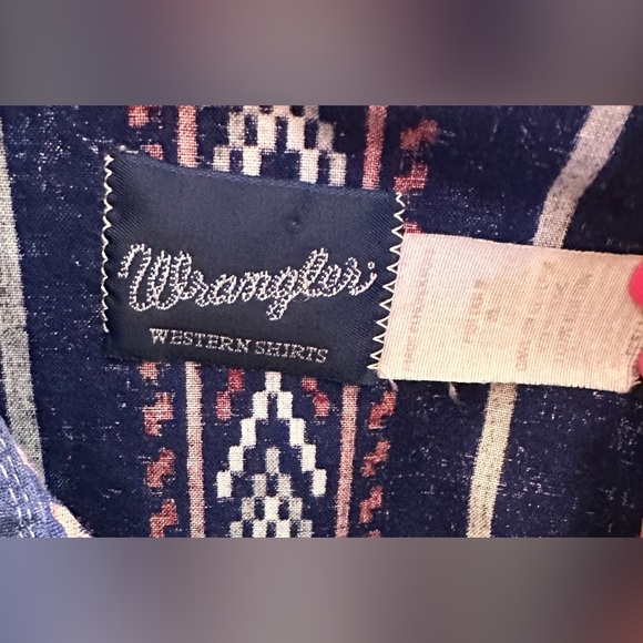 Wrangler Blue Geometric Western Shirt - Picture 3 of 3